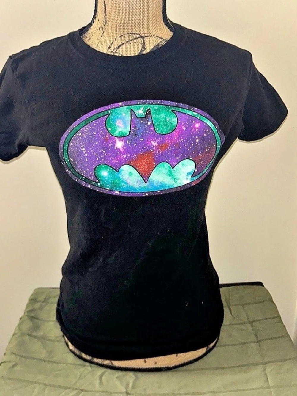 Vintage DC Comics Batman Galaxy Logo T-Shirt Black & Purple Size Medium